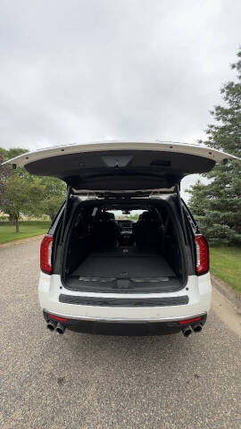 2022 GMC Yukon XL Denali