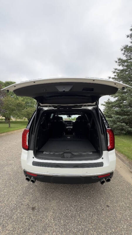 2022 GMC Yukon XL Denali