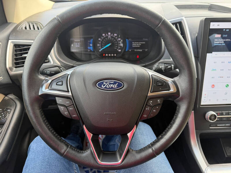 2022 Ford Edge SEL