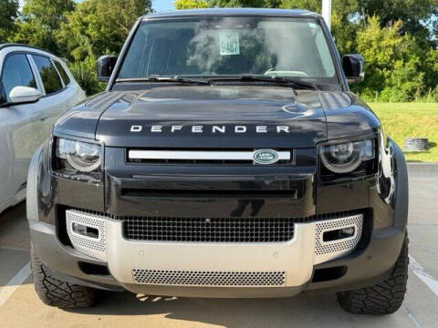 2023 Land Rover Defender 110 SE
