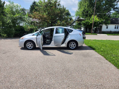 2010 Toyota Prius III