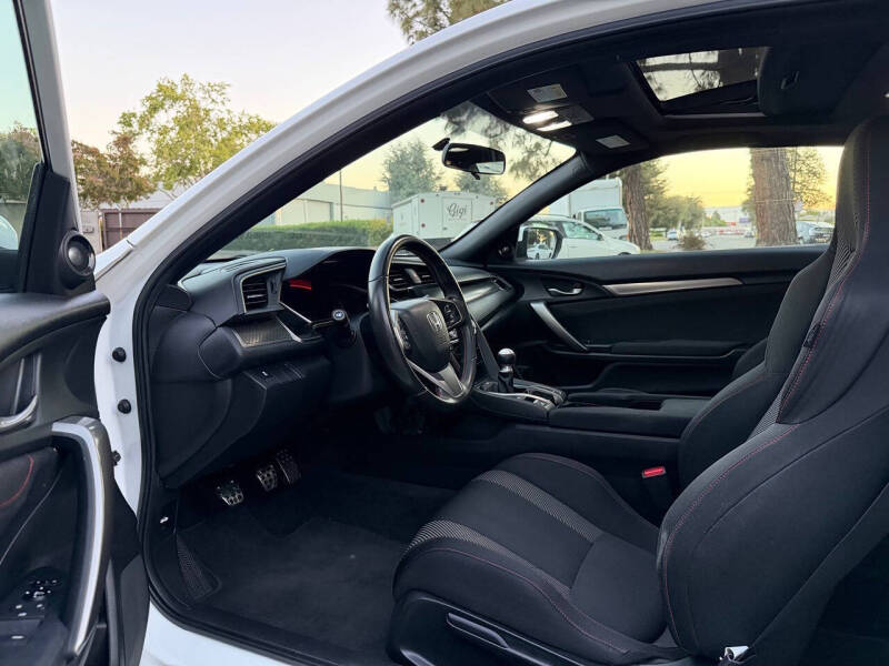2018 Honda Civic Si w/Summer Tires