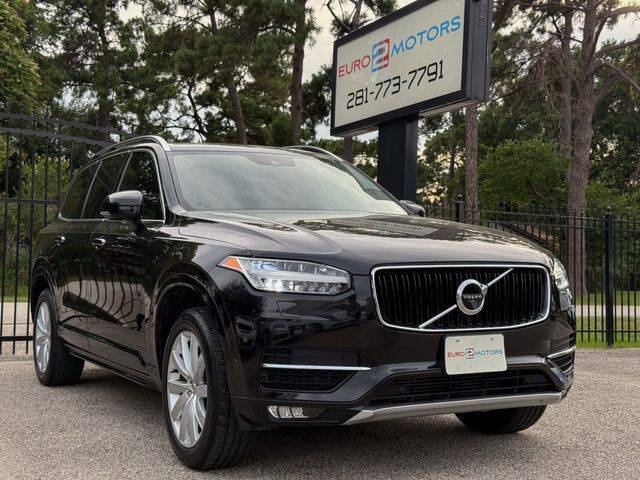 2016 Volvo XC90 T6 Momentum