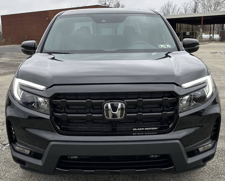 2025 Honda Ridgeline Black Edition's photo