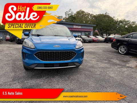 2020 Ford Escape SE