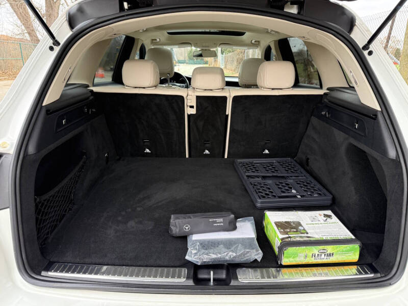 2019 Mercedes-Benz GLC GLC 300