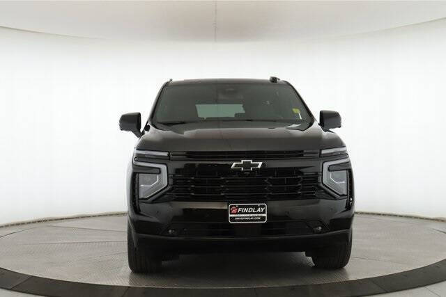 2025 Chevrolet Suburban RST