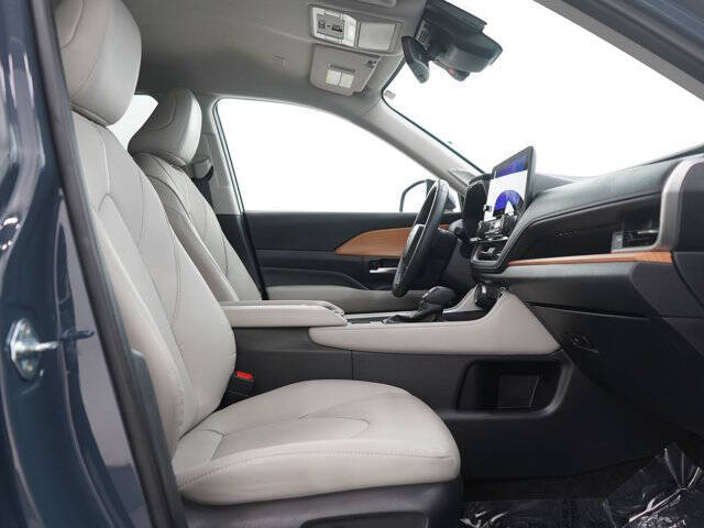 2024 Toyota Grand Highlander Hybrid Limited