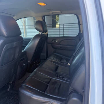 2013 Chevrolet Suburban LT