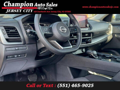 2024 Nissan Rogue SV