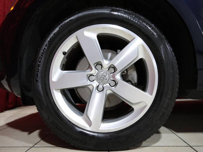 2011 Audi Q5 3.2 quattro Premium Plus