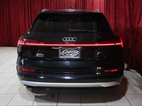 2019 Audi e-tron quattro Premium Plus