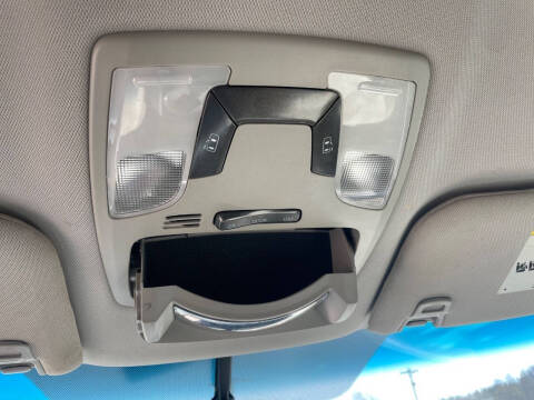 2017 Toyota Sienna LE 7-Passenger Auto Access Seat