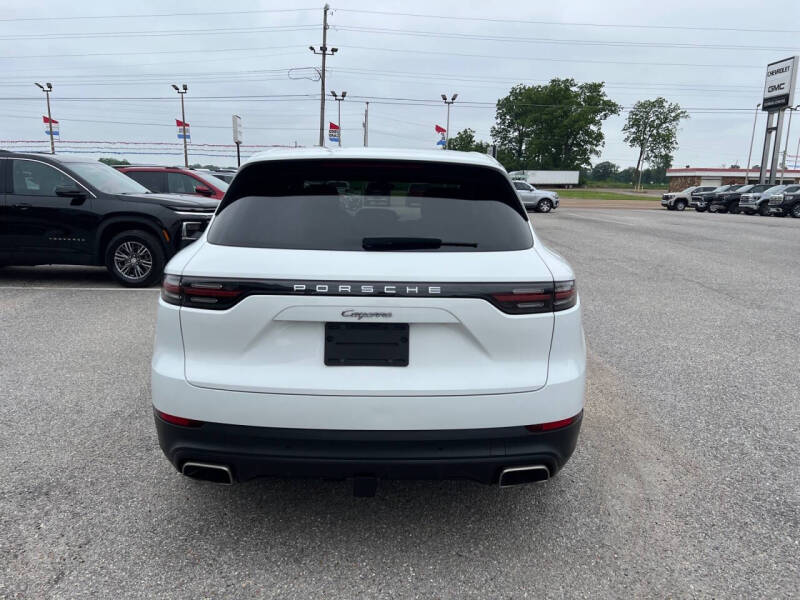 2022 Porsche Cayenne E-Hybrid