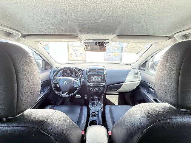 2017 Mitsubishi Outlander Sport 2.4 SEL