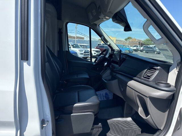 2025 Ford Transit 350 HD