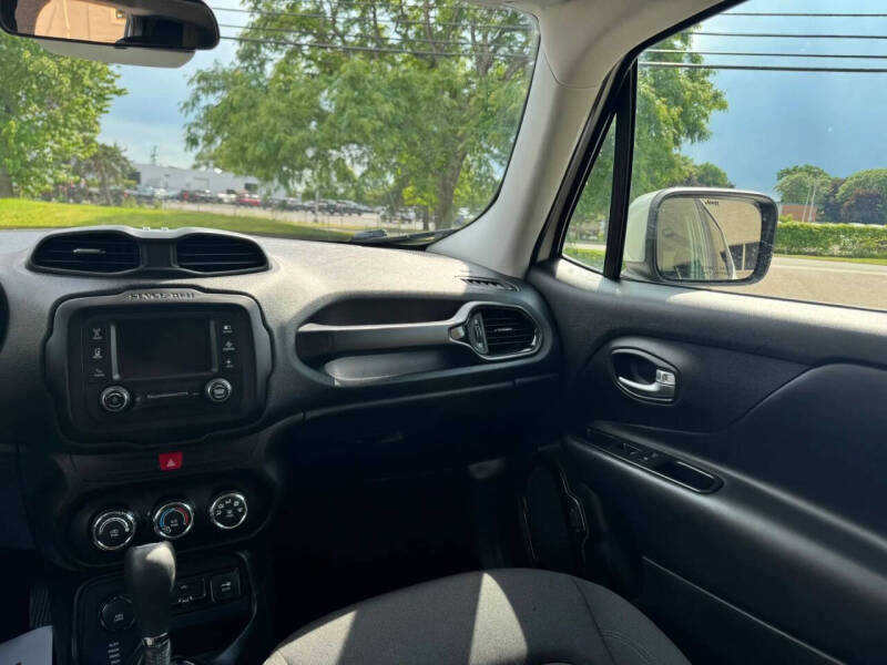 2017 Jeep Renegade Altitude
