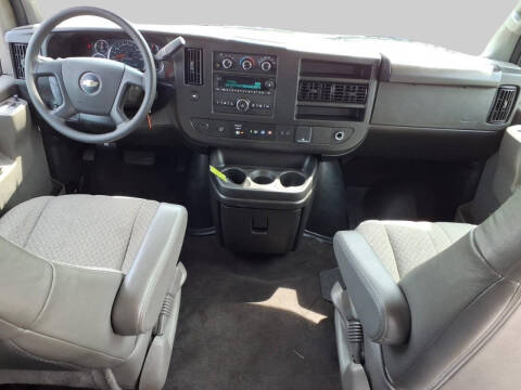 2024 Chevrolet Express LT 3500