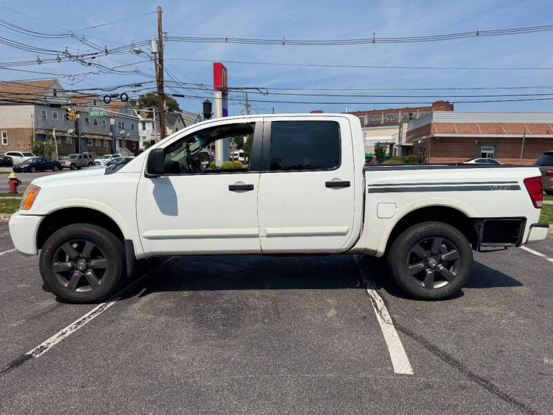 2012 Nissan Titan SL