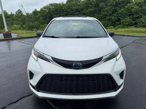 2021 Toyota Sienna XSE 7-Passenger