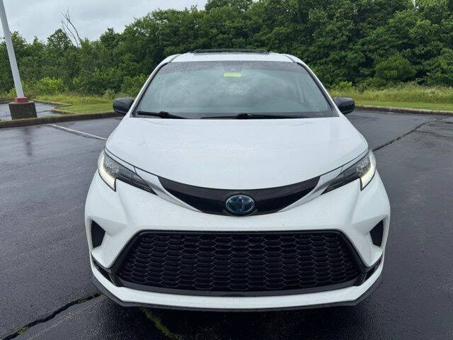 2021 Toyota Sienna XSE 7-Passenger