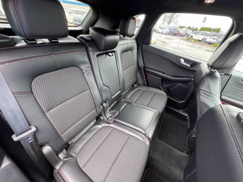 2023 Ford Escape ST-Line Select