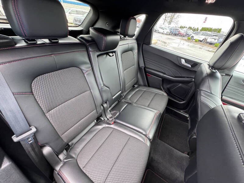 2023 Ford Escape ST-Line Select