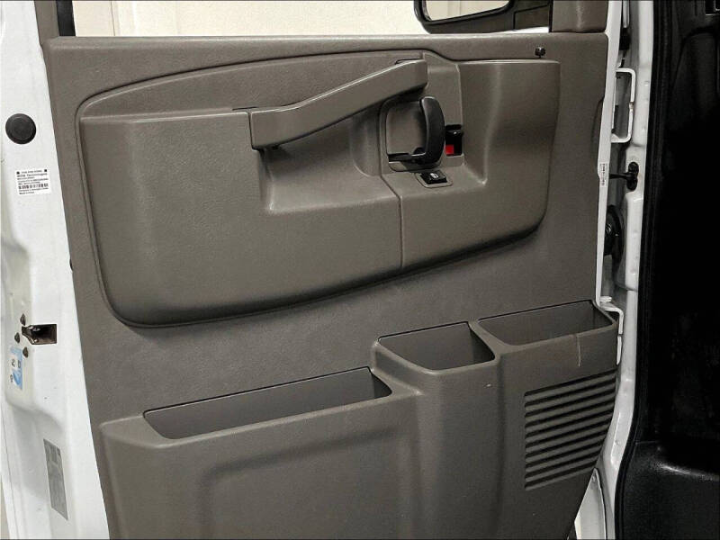 2020 Chevrolet Express LT 2500