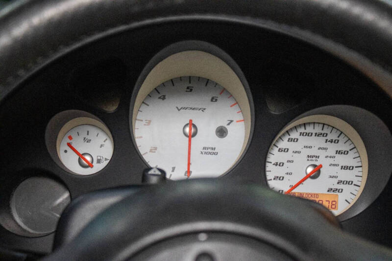 2003 Dodge Viper SRT-10