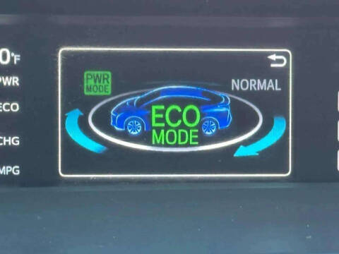 2016 Toyota Prius Three