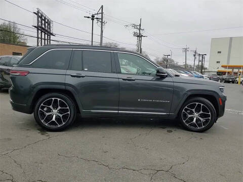 2024 Jeep Grand Cherokee Summit