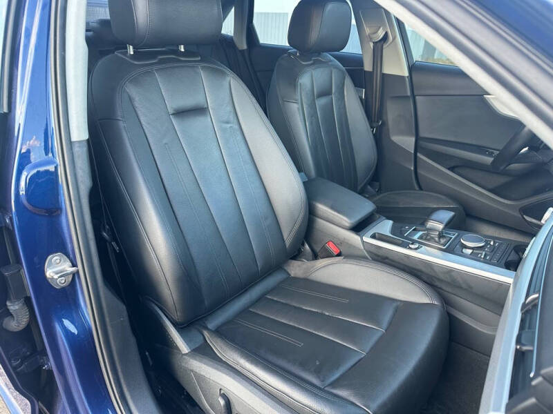 2017 Audi A4 2.0T quattro Premium Plus