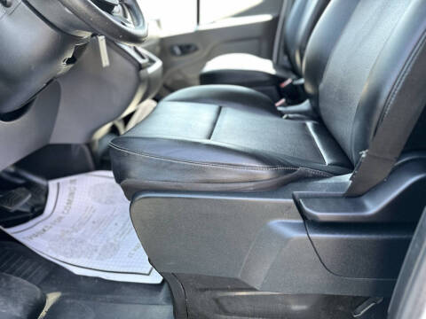 2022 Ford Transit 250