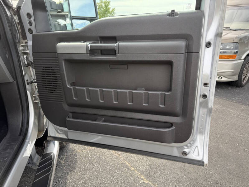 2012 Ford F-350 Super Duty Lariat