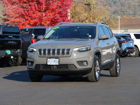 2021 Jeep Cherokee for sale at CLINT NEWELL USED CARS in Roseburg OR