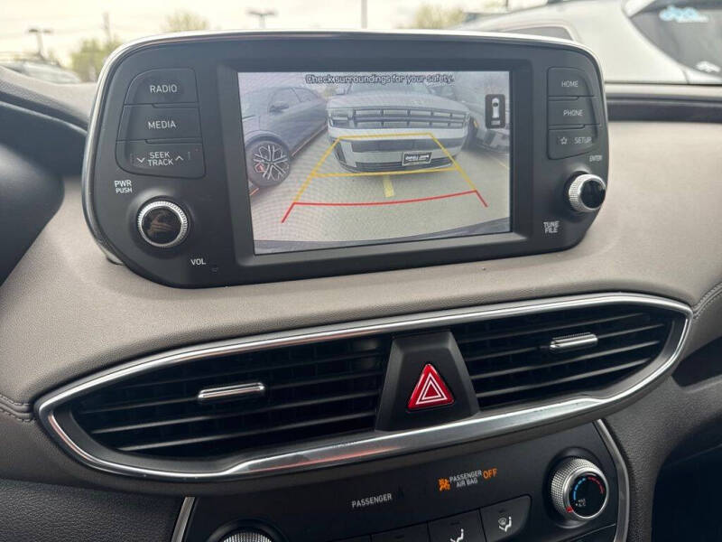 2020 Hyundai Santa Fe SE