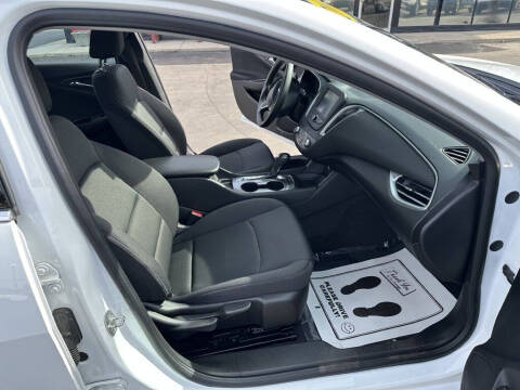 2017 Chevrolet Malibu LS