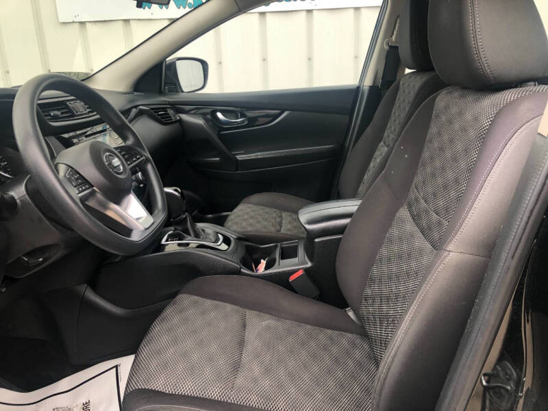 2018 Nissan Rogue Sport SV