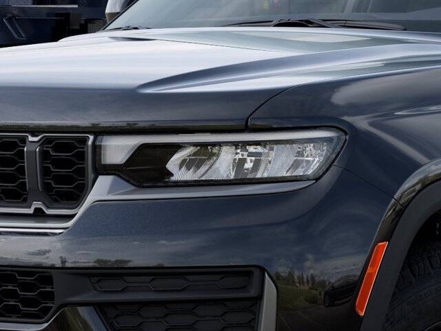 2026 Jeep Grand Cherokee Altitude