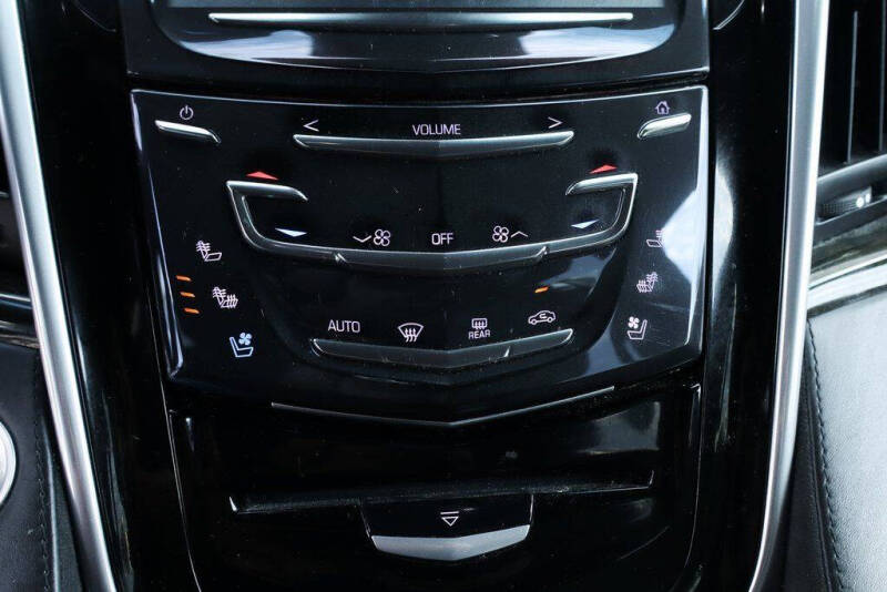 2019 Cadillac Escalade Platinum