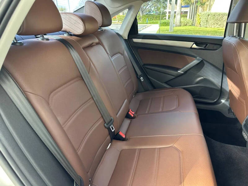 2021 Volkswagen Passat SE