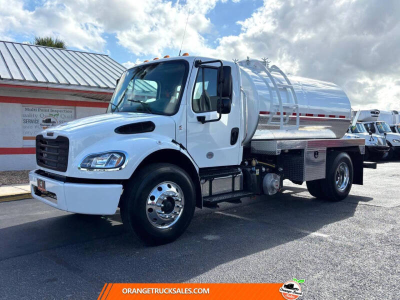 2023 Freightliner M2 106