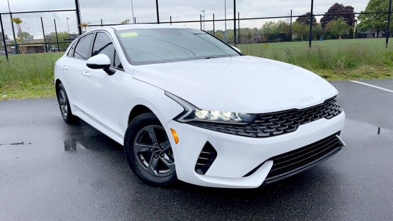 2022 Kia K5 LXS