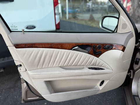 2003 Mercedes-Benz E-Class E 320