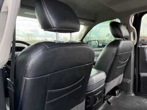 2018 RAM 1500 SLT