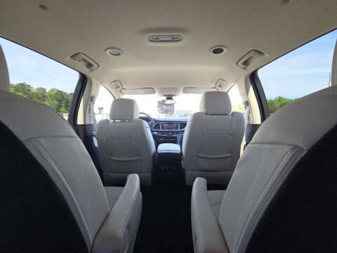 2023 Buick Enclave Essence