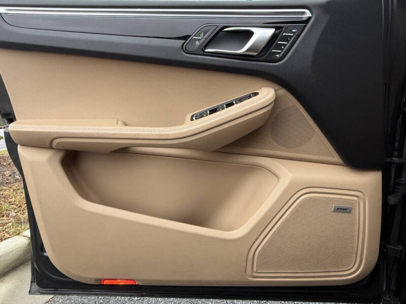 2021 Porsche Macan S