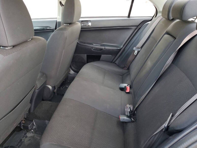 2017 Mitsubishi Lancer SE