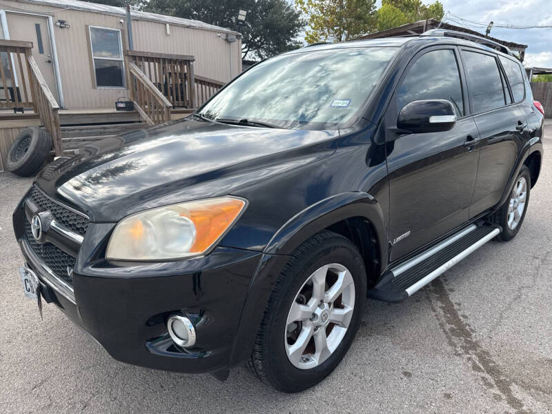 2010 Toyota RAV4 Limited's photo
