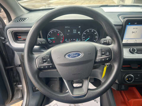 2023 Ford Maverick XL